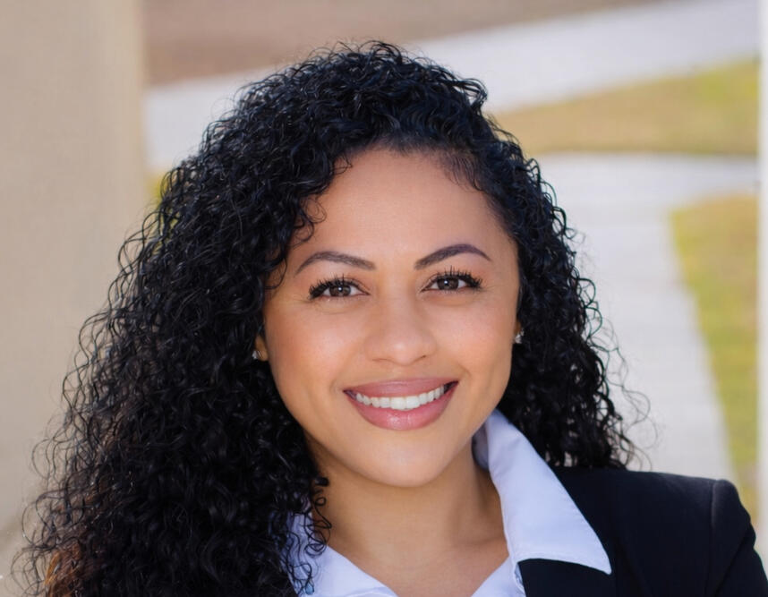 Jeanine Reyna